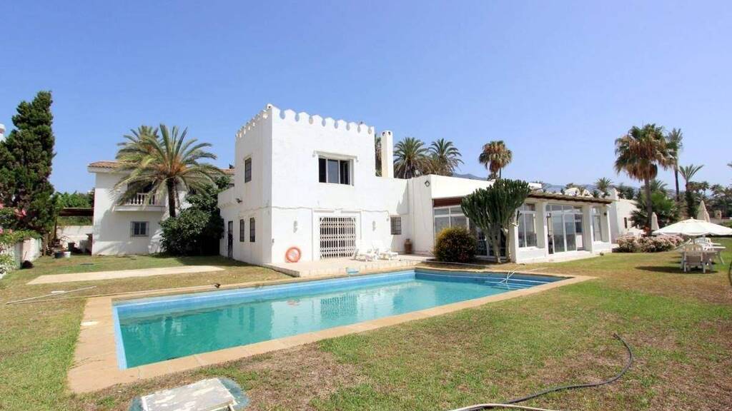 Haus zum Kauf 12.000.000 € 1.031 m² 2.413 m² Grundstück Golden Beach 29600