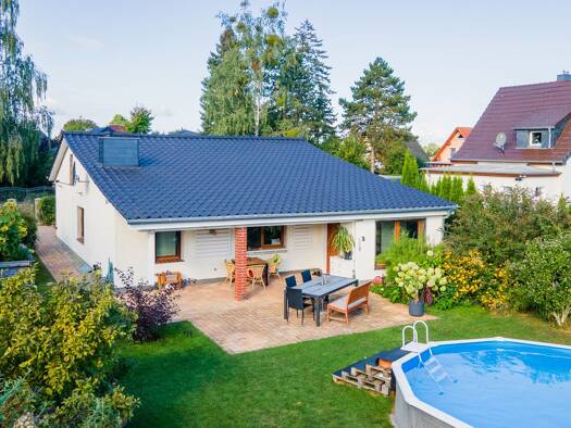 Haus zum Kauf 420.000 € 3 Zimmer 109,9 m² 806 m² Grundstück Fredersdorf-Nord Fredersdorf-Vogelsdorf 15370