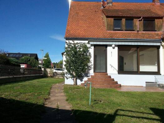 Doppelhaushälfte zum Kauf 625.000 € 4 Zimmer 110 m² 353 m² Grundstück frei ab sofort Buckenhof 91054