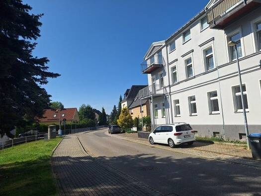 Wohnung zur Miete 575 € 2 Zimmer 81 m² Untere Hauptstraße 103 Hartmannsdorf 09232