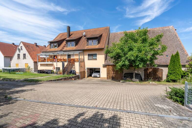 Haus zum Kauf 598.000 € 11 Zimmer 346 m² 919 m² Grundstück frei ab sofort Tuchenbach 90587