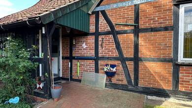 Wohnung zum Kauf 189.000 € 3 Zimmer 155 m² Dachgeschoss Lachendorf Lachendorf 29331