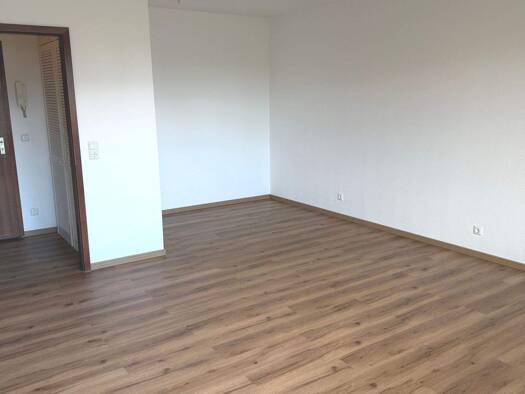 Wohnung zum Kauf 140.000 € 1 Zimmer 42,1 m² 11 Geschosse frei ab sofort Kriftel 65830