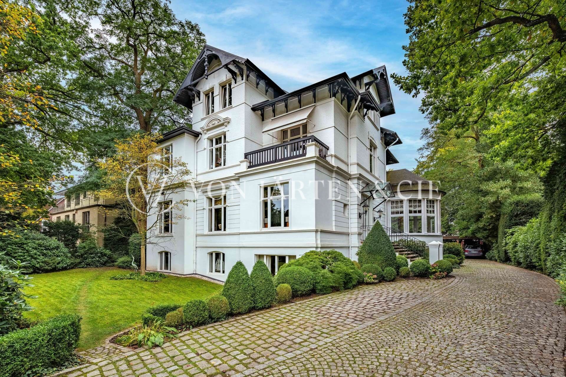 Haus zum Kauf 23 Zimmer 592,9 m²<br/>Wohnfläche 1.689 m²<br/>Grundstück Othmarschen Hamburg - Groß-Flottbek 22605