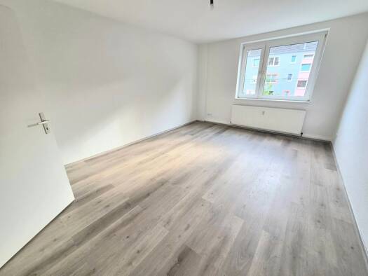 Wohnung zur Miete 599 € 2 Zimmer 77 m² 1. Geschoss Armstr. 24 Borbeck-Mitte Essen 45355