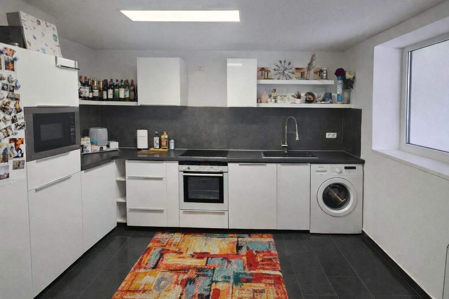 Immobilie in Wilhermsdorf - Charmantes Einfamilienhaus mit Garten und Garage –  ruhig wohnen nahe Nürnberg & Fürth - Bild 2