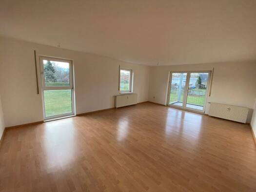 Wohnung zur Miete 410 € 3 Zimmer 74 m² frei ab sofort In den Bauerngärten 8 Triestewitz Arzberg 04886