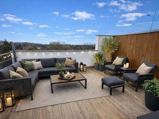 Wohnung zur Miete 690 € 4 Zimmer 125 m² frei ab 01.04.2026 Bad Schmiedeberg 06905