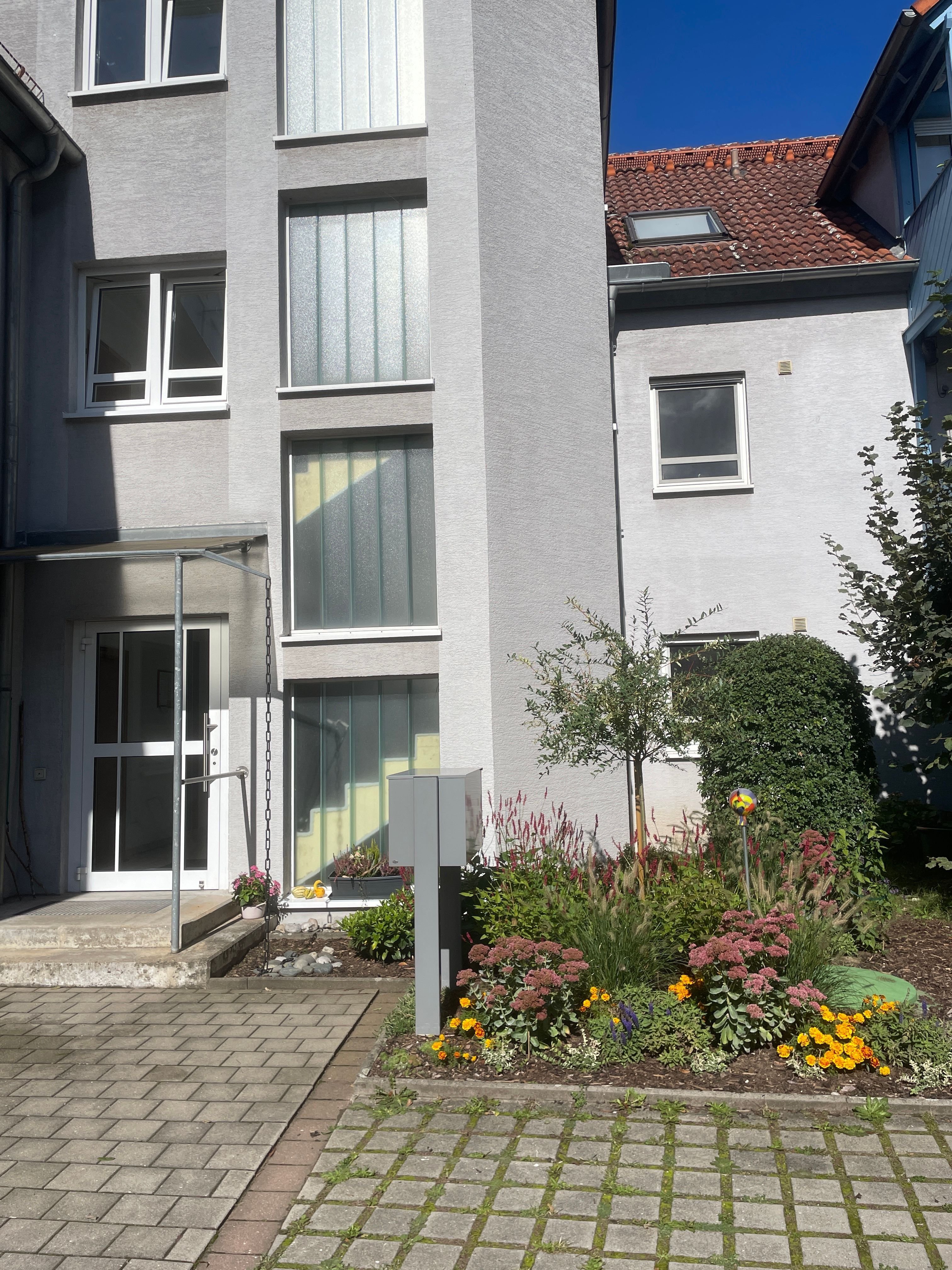 Wohnung zum Kauf 293.000 € 2 Zimmer 70 m²<br/>Wohnfläche ab sofort<br/>Verfügbarkeit Eltersdorf Erlangen 91058