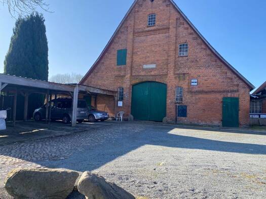 Wohnung zur Miete 650 € 3 Zimmer 95 m² Nusse 23896