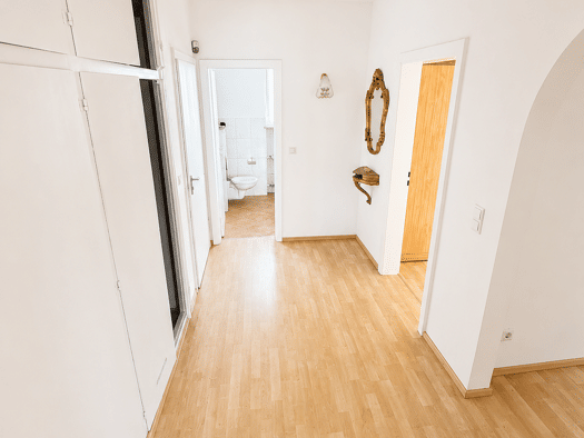 Wohnung zur Miete 1.600 € 4 Zimmer 101 m² frei ab sofort Sanderau Würzburg 97072