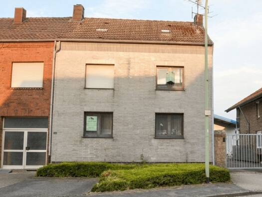 Doppelhaushälfte zum Kauf 198.000 € 6 Zimmer 120 m² 1.185 m² Grundstück Schlich Langerwehe 52379