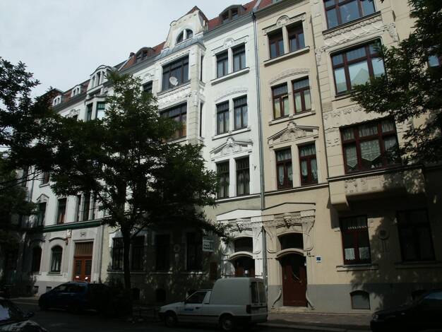 Wohnung zum Kauf 59.000 € 2 Zimmer 62,3 m² 4. Geschoss Poetenweg 26 Innenstadt Zwickau 08056