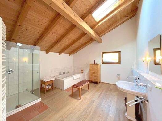 Einfamilienhaus zum Kauf 562.000 € 4 Zimmer 144 m² 2.298 m² Grundstück frei ab sofort Kirchberg Altenmarkt a.d. Alz 83352