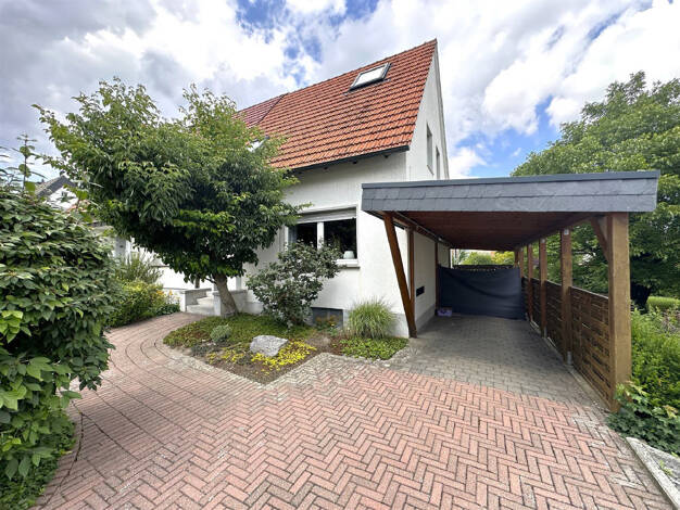 Doppelhaushälfte zum Kauf 215.000 € 3 Zimmer 89 m² 823 m² Grundstück Neheim-Hüsten Arnsberg-Neheim-Hüsten 59759