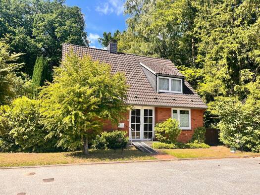 Einfamilienhaus zum Kauf 520.000 € 5,5 Zimmer 136 m² 814 m² Grundstück frei ab sofort Bad Schwartau 23611