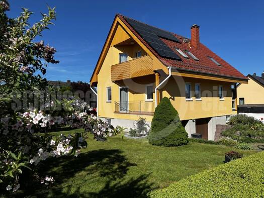 Einfamilienhaus zum Kauf 490.000 € 4,5 Zimmer 114 m² 755 m² Grundstück frei ab 01.01.2027 Lichtenberg Lichtenberg 01896