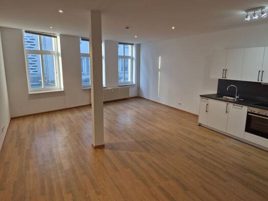 Wohnung zur Miete 384 € 1 Zimmer 48 m² Geschoss 1/3 frei ab sofort Innenstadt Herford 32052