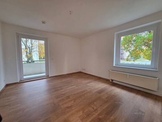 Wohnung zur Miete 520 € 4 Zimmer 82,8 m² frei ab sofort Friedrich-Engels-Straße 25 Schipkau Schipkau 01993
