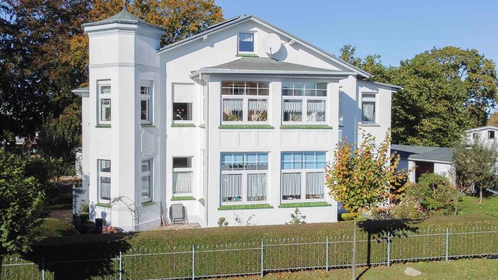 Mehrfamilienhaus zum Kauf 1.100.000 € 13 Zimmer 338,8 m² 998,3 m² Grundstück frei ab sofort Göhren 18586