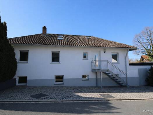 Einfamilienhaus zum Kauf 549.000 € 6 Zimmer 156 m² 570 m² Grundstück Rosenstraße 2 Münchaurach Aurachtal 91086