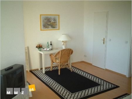 Wohnung zur Miete Wohnen auf Zeit 800 € 1 Zimmer 38 m²<br/>Wohnfläche 15.12.2024<br/>Verfügbarkeit Stockum Düsseldorf 40474