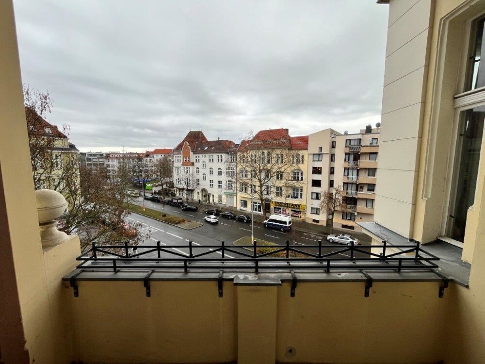 Wohnung zum Kauf 690.000 € 4 Zimmer 116 m²<br/>Wohnfläche 3.<br/>Geschoss 01.08.2025<br/>Verfügbarkeit Friedenau Berlin 12159