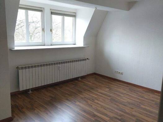 Studio zur Miete 315 € 1 Zimmer 35 m² 3. Geschoss frei ab 01.08.2026 Editharing . Stadtfeld Ost Magdeburg 39108
