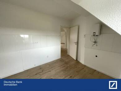 Wohnung zum Kauf 140.000 € 3 Zimmer 70,3 m² Dachgeschoss Essen 45138