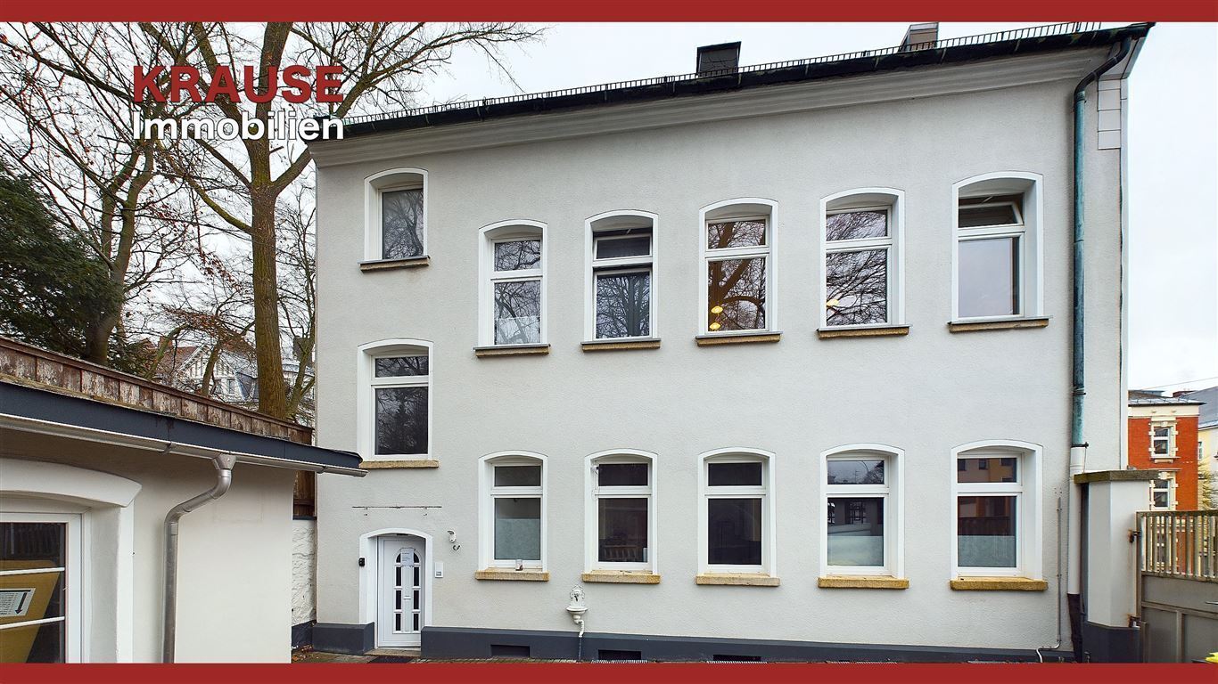 Mehrfamilienhaus zum Kauf 11 Zimmer 329 m²<br/>Wohnfläche 250 m²<br/>Grundstück ab sofort<br/>Verfügbarkeit Westend Hof 95028