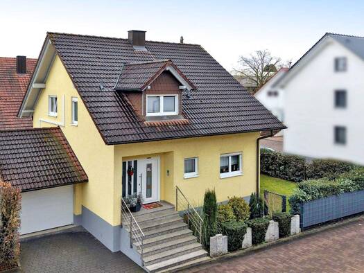 Einfamilienhaus zum Kauf 585.000 € 5 Zimmer 155,4 m² 330 m² Grundstück Hambrücken 76707