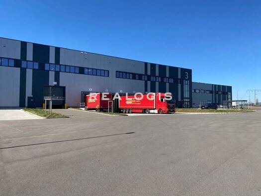 Halle/Industriefläche zur Miete provisionsfrei 6.800 m² Lagerfläche teilbar ab 4.000 m² Schwoitsch Kabelsketal 06184