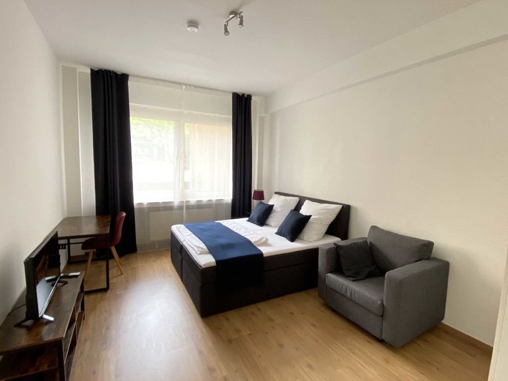 Wohnung zur Miete Wohnen auf Zeit 4.648 € 2 Zimmer 68 m²<br/>Wohnfläche ab sofort<br/>Verfügbarkeit Hohenzollernring Neustadt - Nord Köln 50672