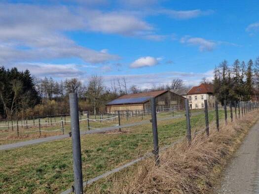 Land-/Forstwirtschaft zum Kauf 994.300 € 55.649 m² Grundstück Mank 3240
