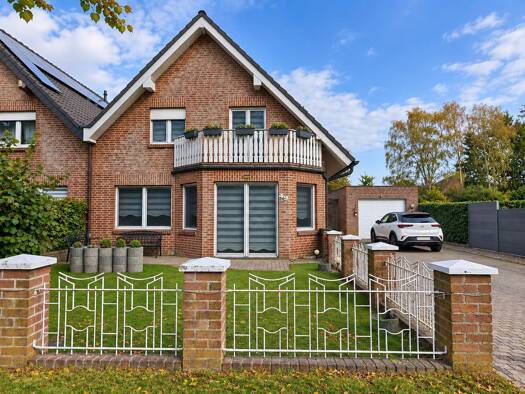 Doppelhaushälfte zum Kauf provisionsfrei 505.000 € 6 Zimmer 115 m² 395 m² Grundstück Kranenburg Kranenburg 47559
