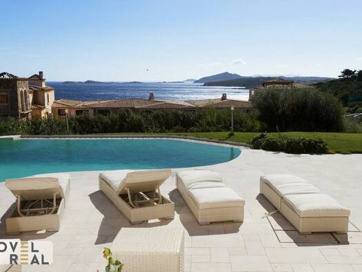 Villa zur Miete 5 Zimmer 200 m² 1.500 m² Grundstück Porto Cervo 07021