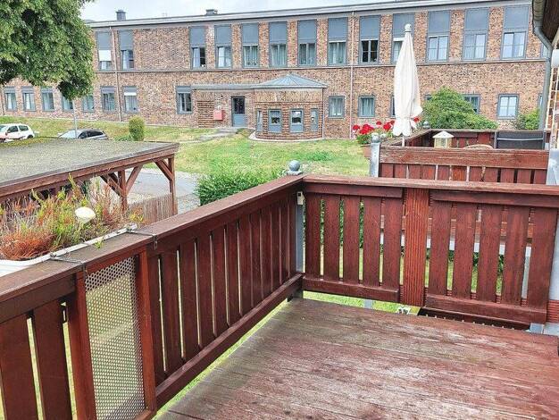 Wohnung zur Miete 370 € 3 Zimmer 62 m² EG Weststraße 9 Gersdorf 09355
