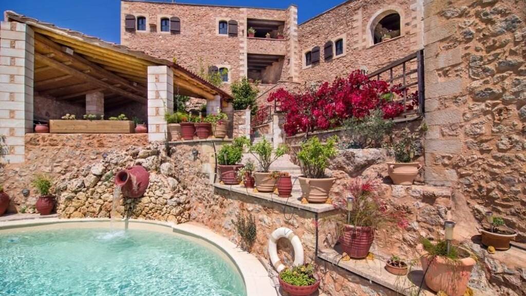 Hotel zum Kauf 1.475.000 € 20 Betten 870 m² Grundstück Kreta Samonas 730 03