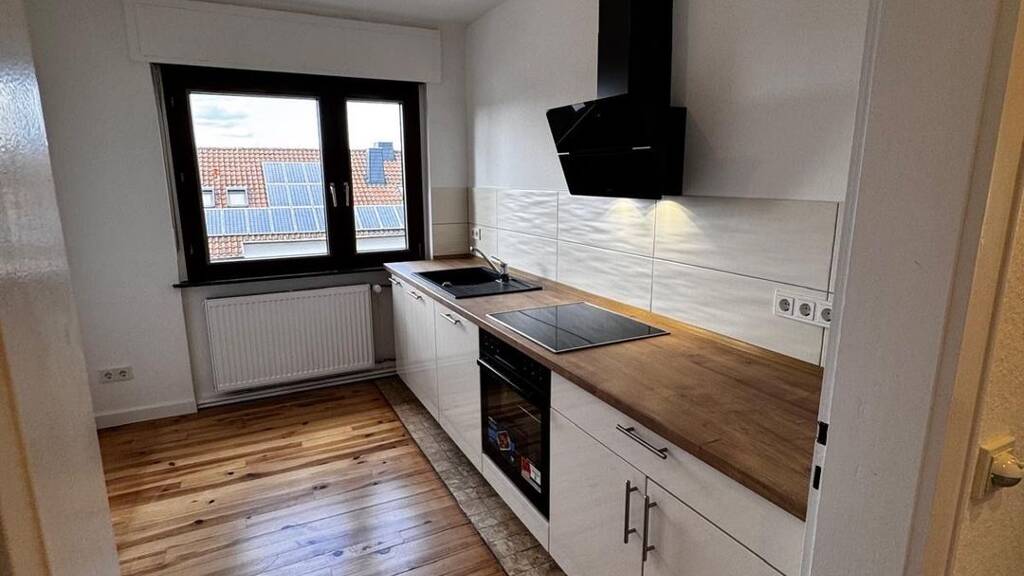 Wohnung zur Miete 800 € 3 Zimmer 80 m² Geschoss 1/1 frei ab 15.04.2026 Alt-Saarbrücken Saarbrücken 66117