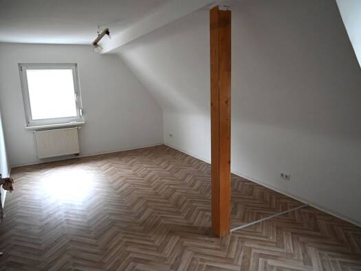Wohnung zur Miete 460 € 3 Zimmer 50 m² Geschoss 2/3 frei ab sofort Eltmann 97483