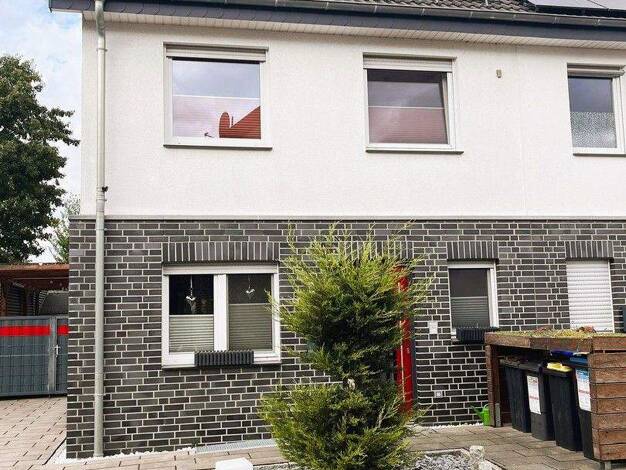 Doppelhaushälfte zum Kauf provisionsfrei 523.000 € 5,5 Zimmer 138,6 m² 235 m² Grundstück Eigen Bottrop 46240