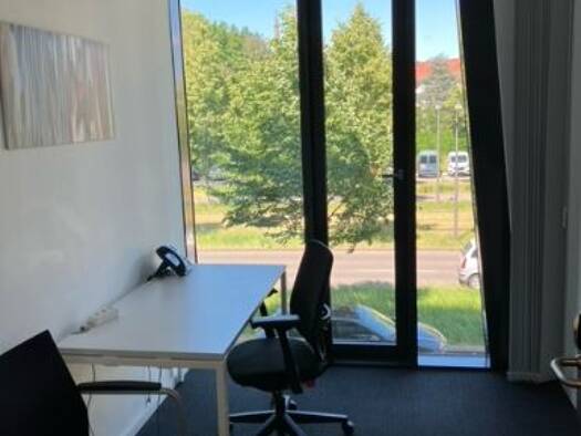 Bürofläche zur Miete provisionsfrei 844 € 17 m² Bürofläche Ludwig-Erhard-Allee Oststadt Karlsruhe 76131