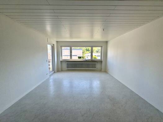 Wohnung zur Miete 765 € 2 Zimmer 66,8 m² 2. Geschoss frei ab sofort Godramstein 76829