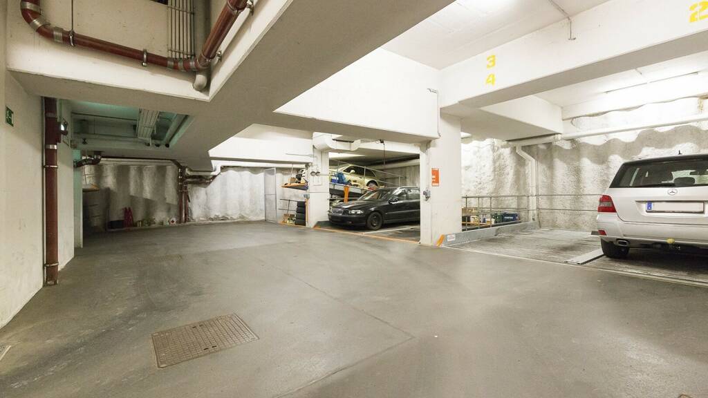 Tiefgaragenstellplatz zur Miete 51,73 € Teschnergasse Wien 1180