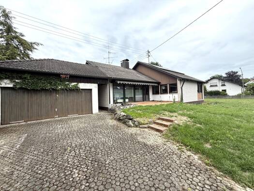 Bungalow zum Kauf 499.000 € 4 Zimmer 159,9 m² 894 m² Grundstück frei ab sofort Au Illertissen 89257