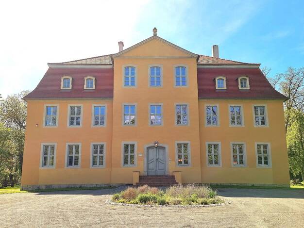 Schloss zum Kauf 4.000.000 € 25 Zimmer 1.248 m² 77.150 m² Grundstück frei ab sofort Audigast Groitzsch 04539