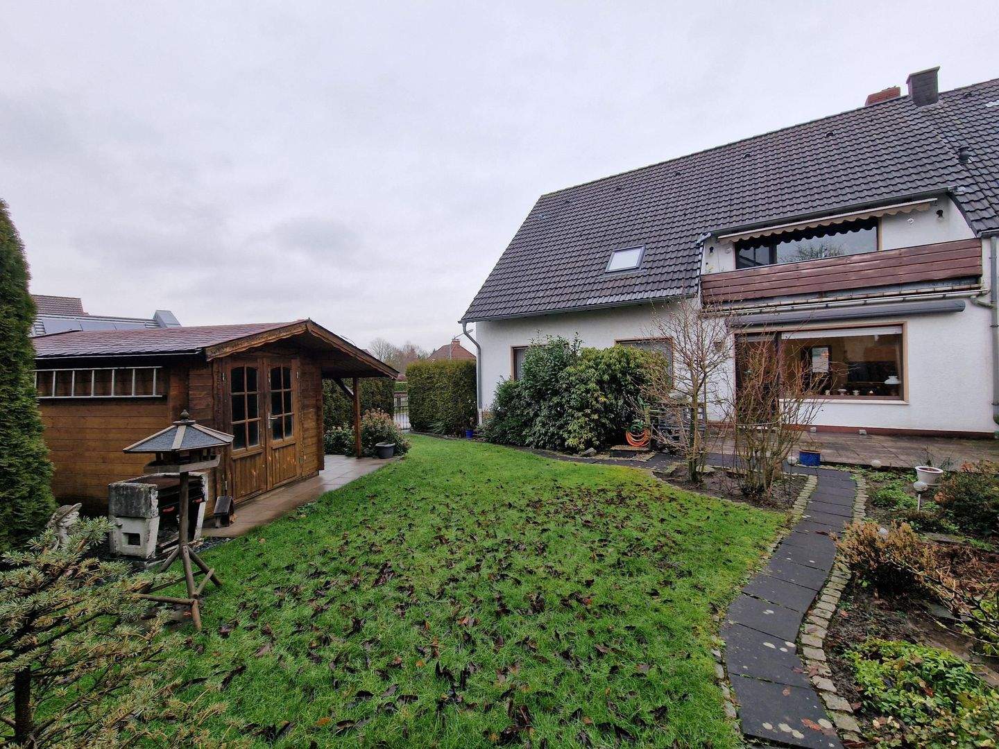 Immobilie in Recklinghausen - Einfamilienhaus mit Einlieger und Doppelgarage - Bild 1