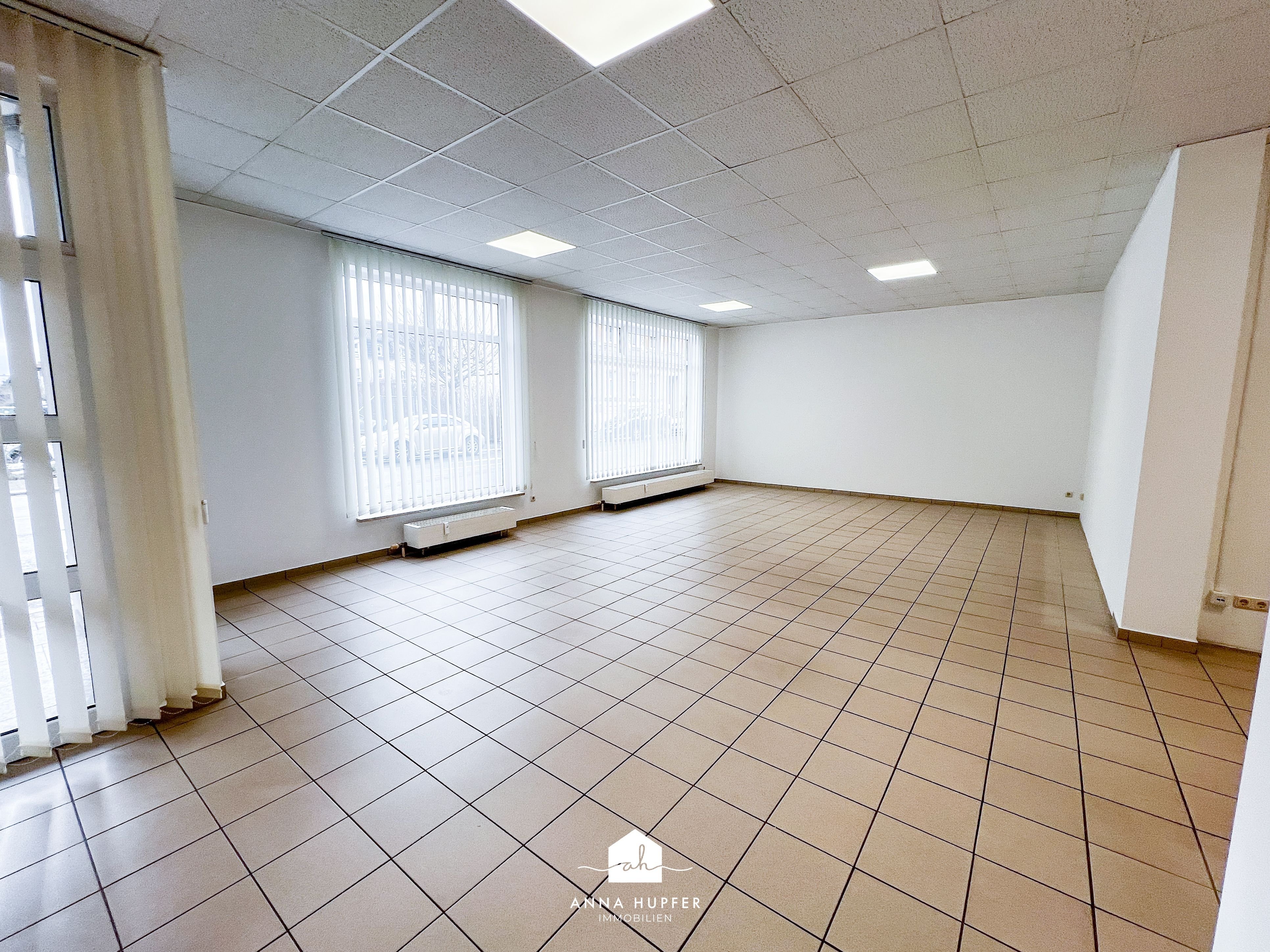 Ladenfläche zur Miete provisionsfrei 505 € 1 Zimmer 84 m²<br/>Verkaufsfläche Arminiusstraße 24 Debschwitz 1 Gera 07548