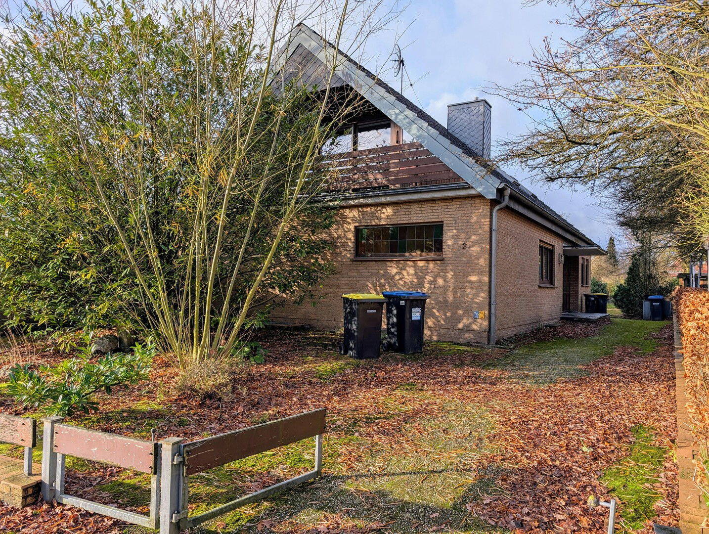 Einfamilienhaus zum Kauf provisionsfrei 289.000 € 7 Zimmer 151 m²<br/>Wohnfläche 859 m²<br/>Grundstück Meyerhöfen 2 Zeven Zeven 27404