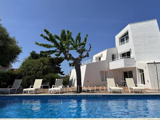 Mehrfamilienhaus zum Kauf provisionsfrei als Kapitalanlage geeignet 1.350.000 € 386 m² 1.467 m² Grundstück Es Castell 07720